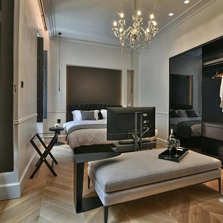 Nikiou Suites Luxury Residence Atina Dış mekan fotoğraf