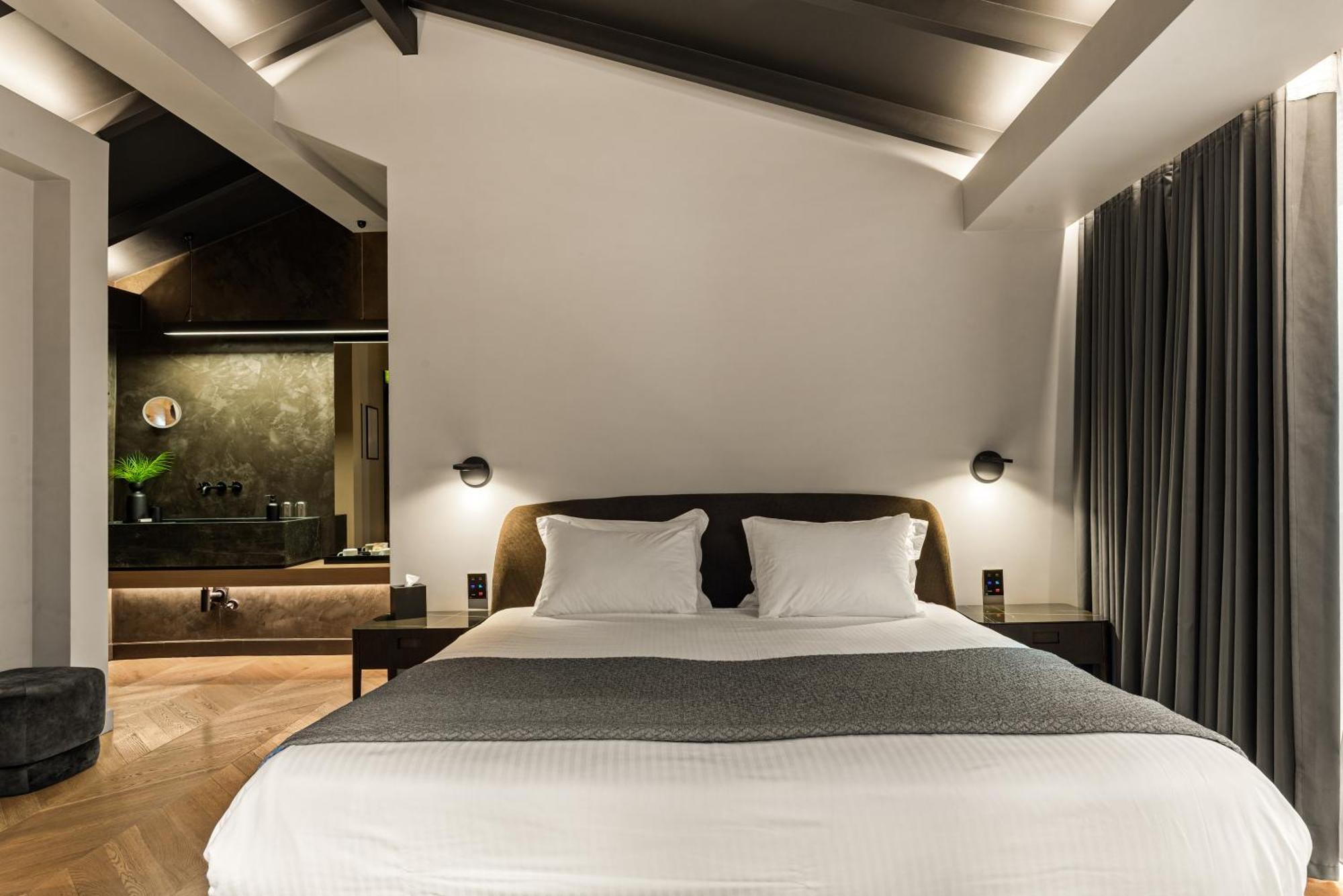 Nikiou Suites Luxury Residence Atina Dış mekan fotoğraf