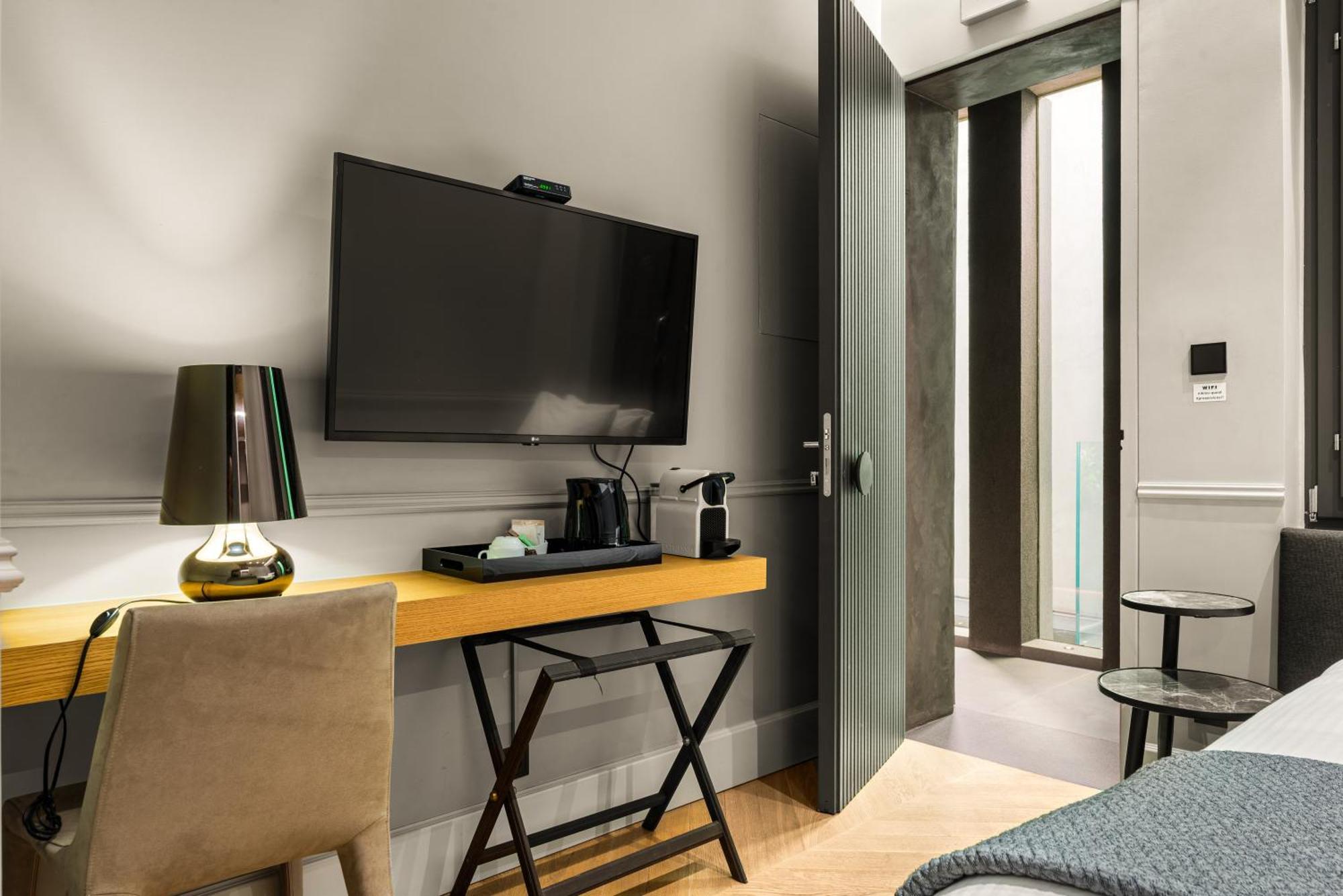 Nikiou Suites Luxury Residence Atina Dış mekan fotoğraf