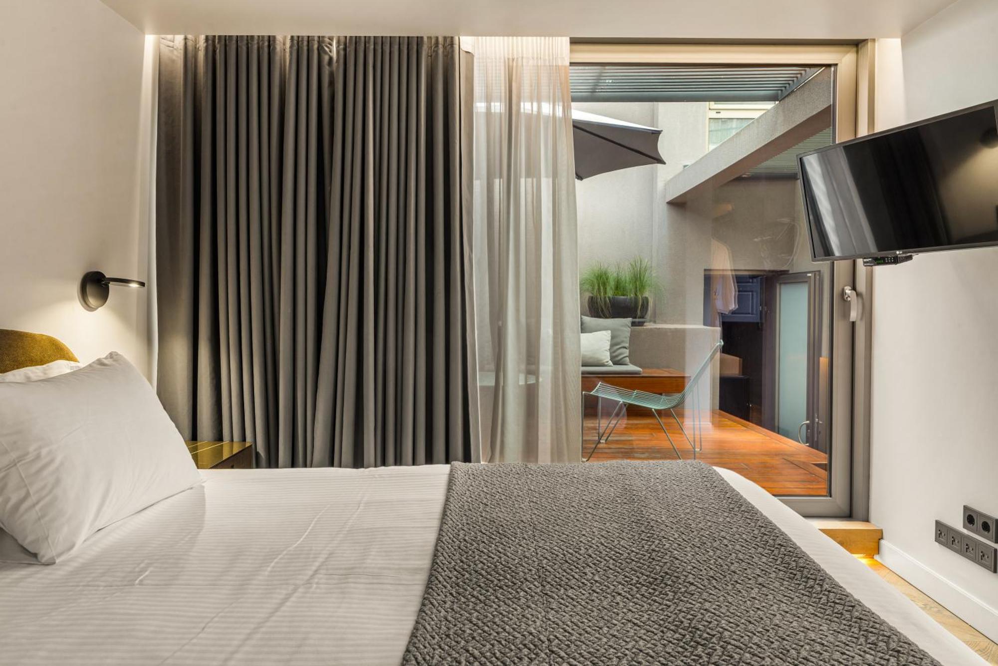 Nikiou Suites Luxury Residence Atina Dış mekan fotoğraf